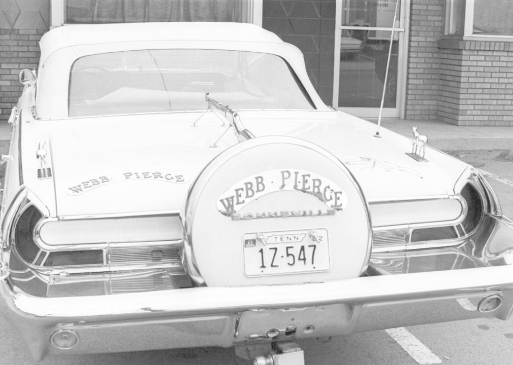 1921: Webb Pierce is born